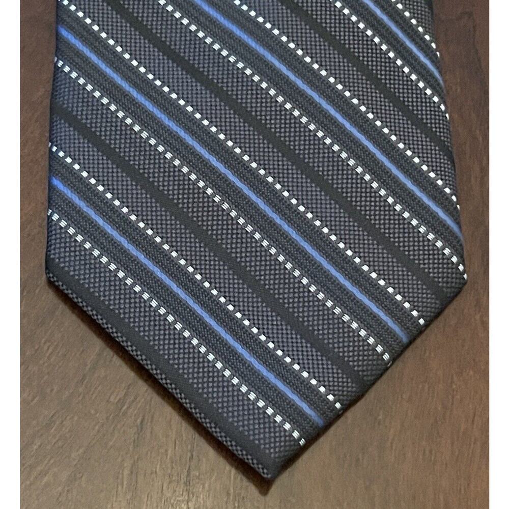 Bellini Black Blue Hand Made 100% Polyester Men’s Neck Tie Made In China
